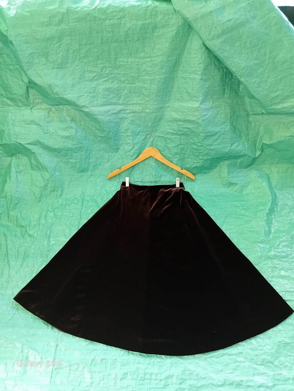 Dark Cocoa Choc Brown Velvet Midi skirt satin lining,zip waist flat 12" 31"Lengt